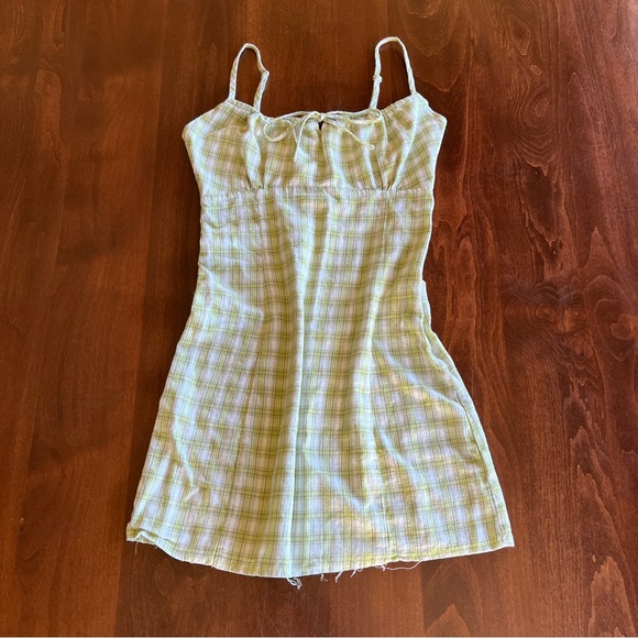 Green Plaid Spaghetti Strap Dress - Picture 4 of 7